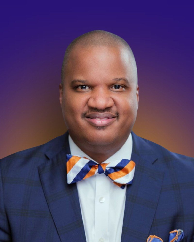 Dr. Carlton Byrd